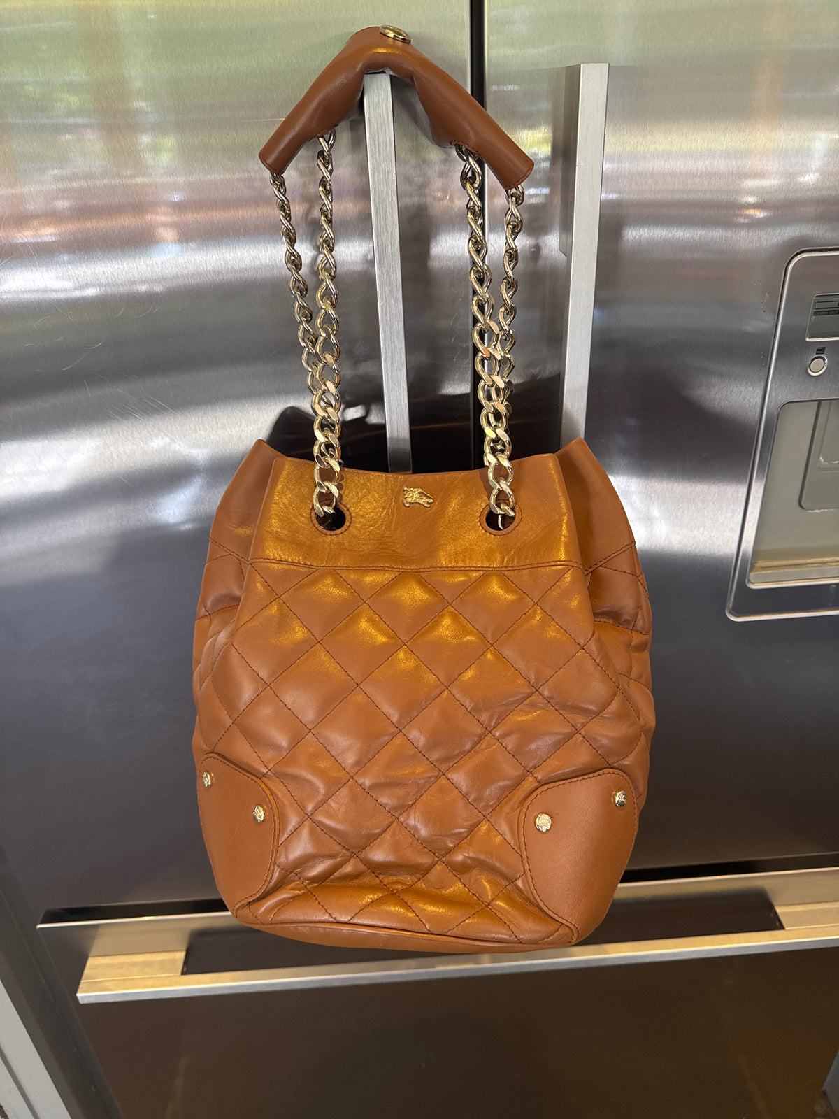 Burberry Quilted leather Tan bucket bag