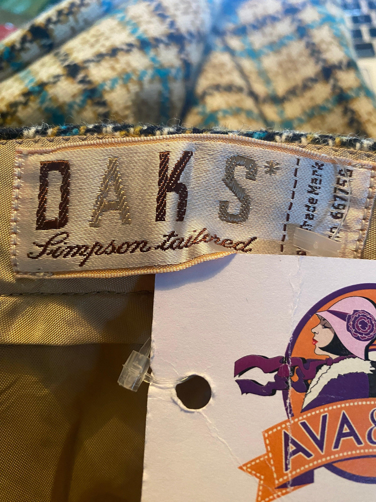 DAKS Cream Vintage Teal & Black Wool Knee Length Skirt UK Size 10 - Ava & Iva