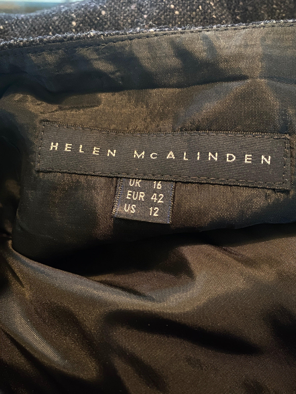 Helen McAlinden 100% Wool Dark Grey Black Fleck Skirt UK Size 16 - Ava & Iva