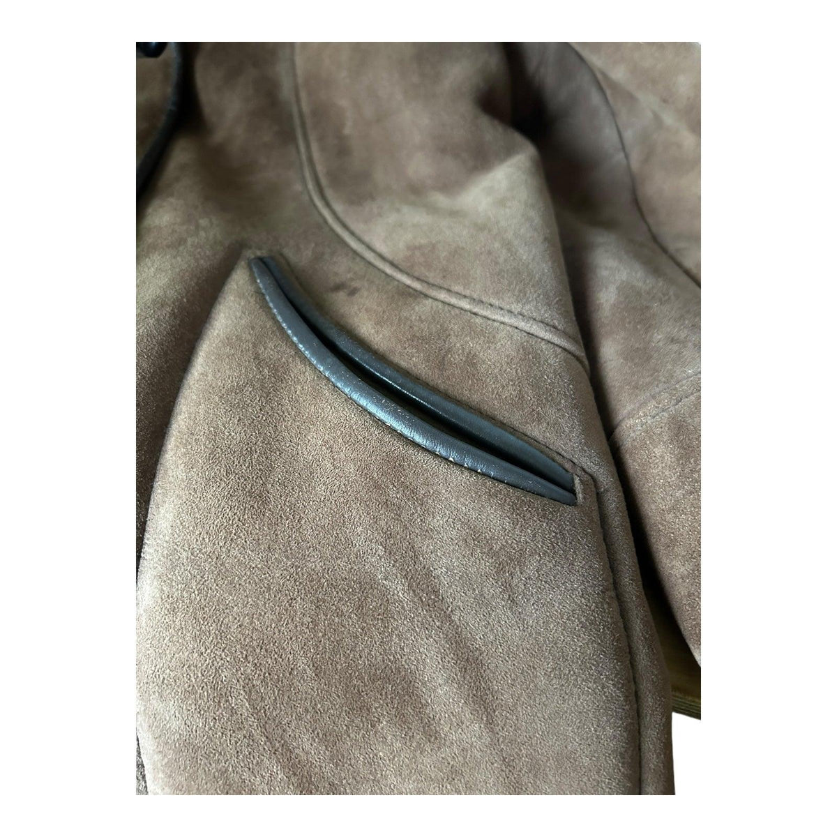 Nurseys Sheepskin Brown Long Sleeved Jacket UK Size 12. - Ava & Iva