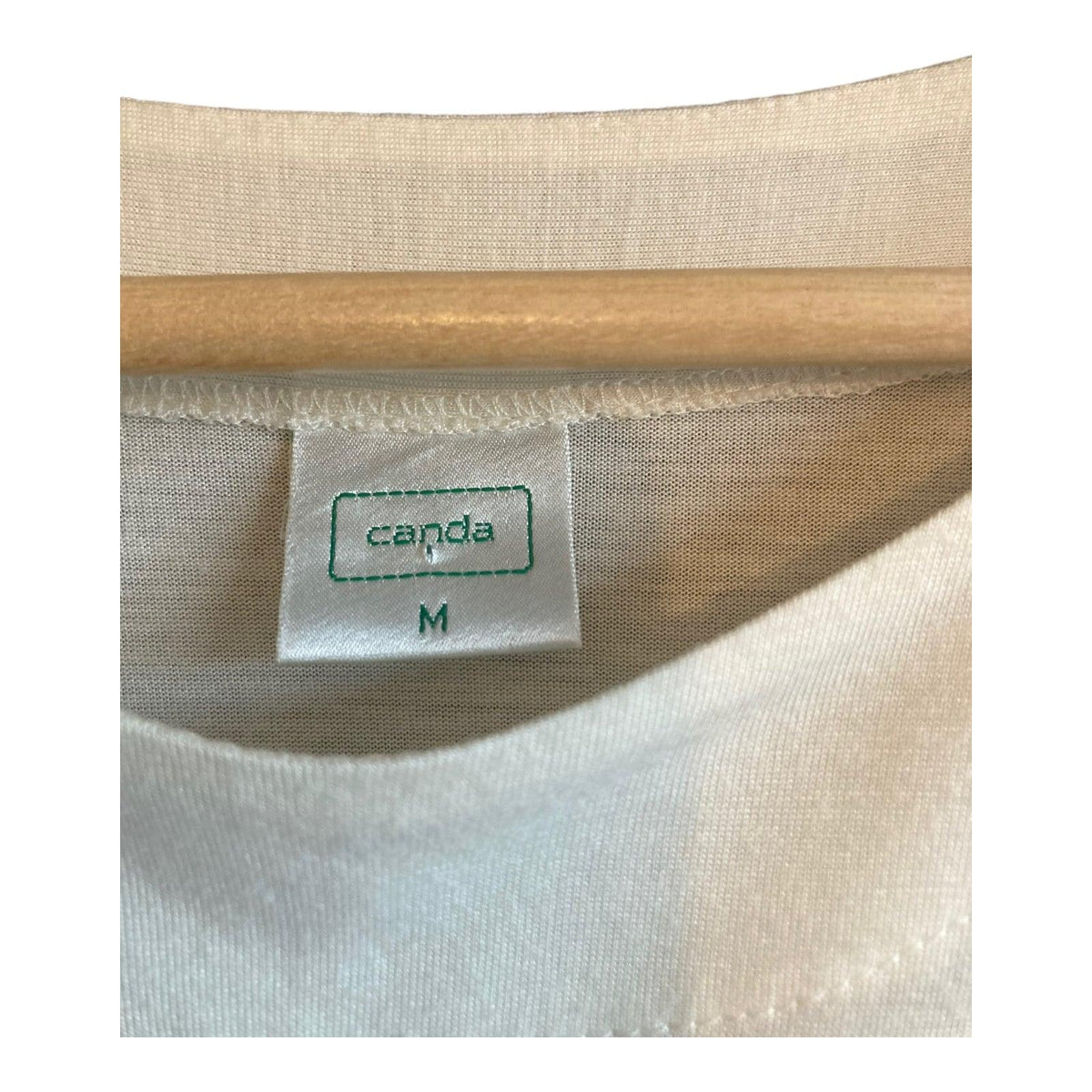 Canda Cream Short Sleeved T-shirt UK Size 14 - Ava & Iva