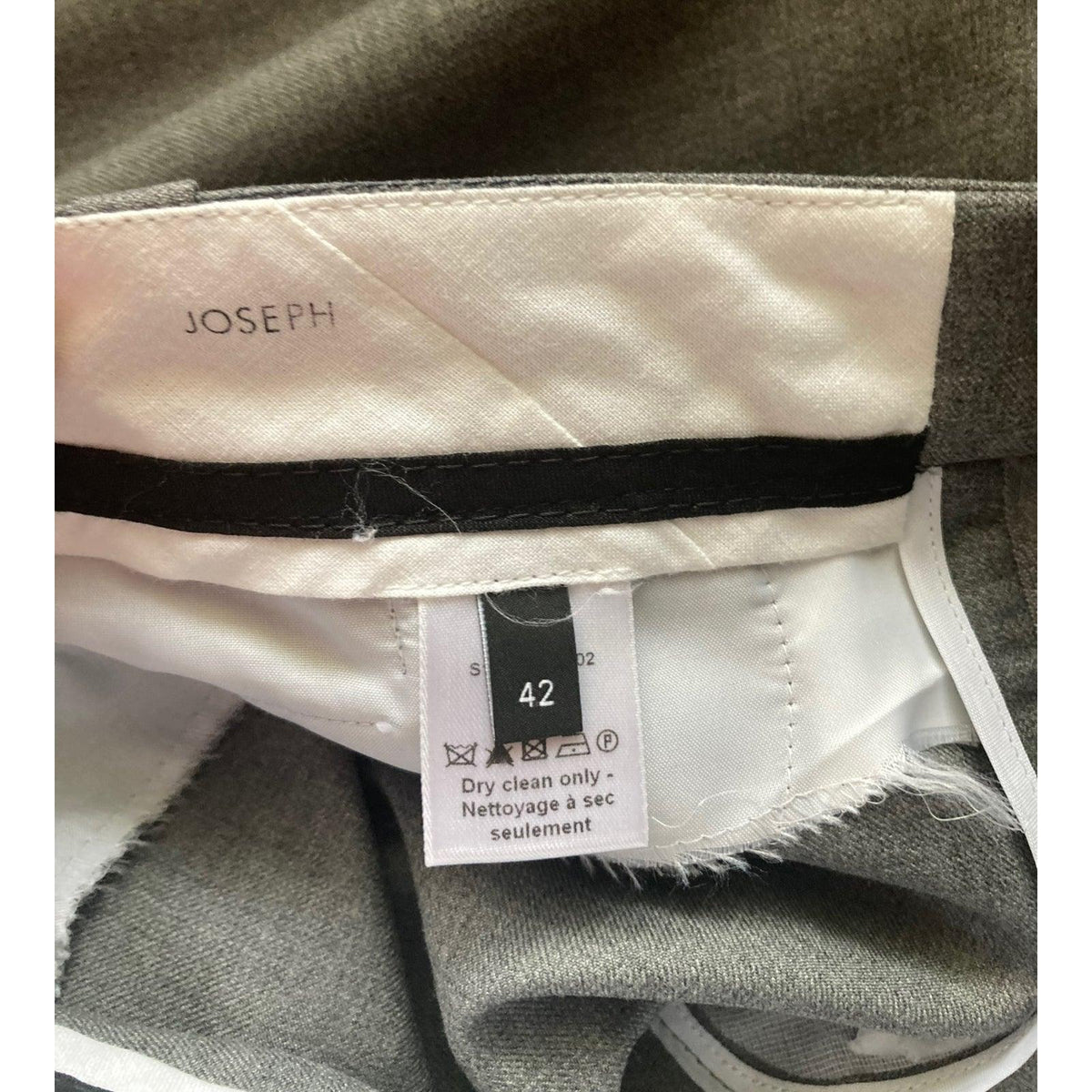 Joseph Wool Light Grey Trousers UK Size 12 - Ava & Iva