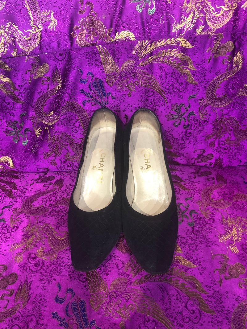 Chanel vintage black suede court shoes size 36.5 – Ava & Iva