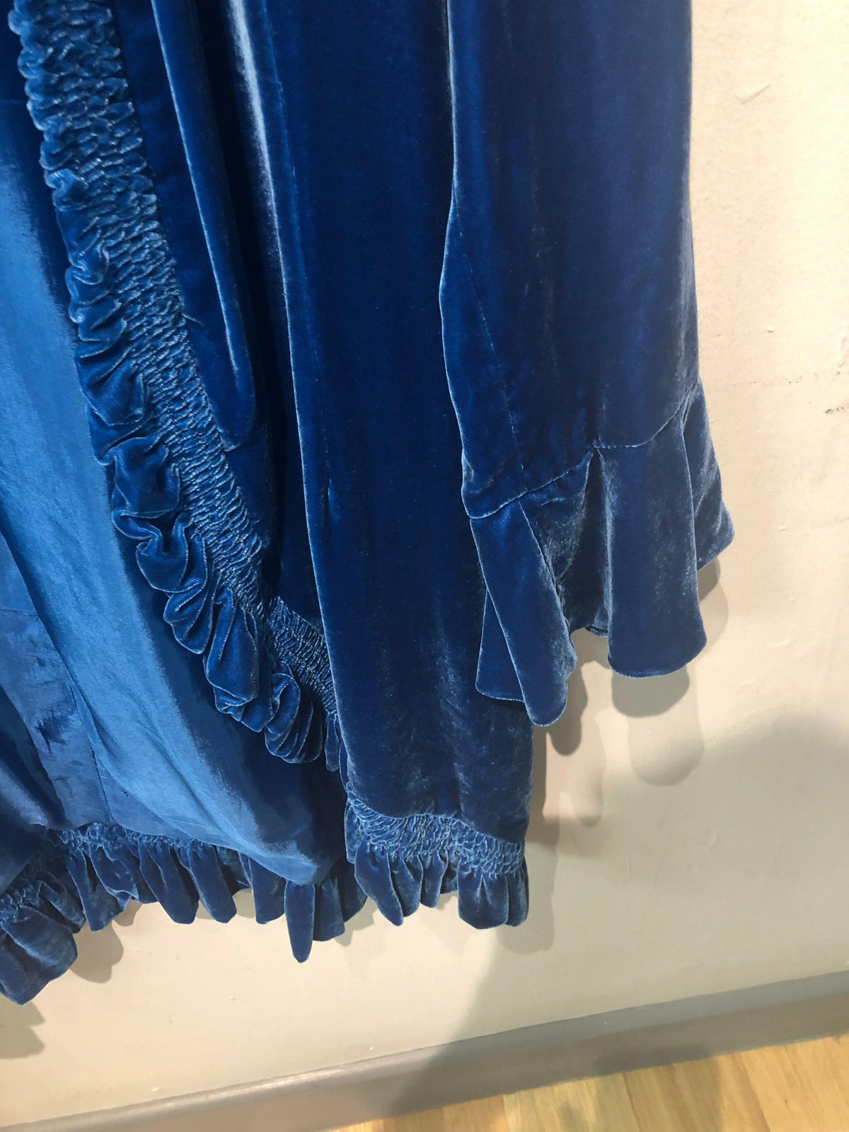 Wonderland amazing electric blue velvet coat size M - Ava & Iva