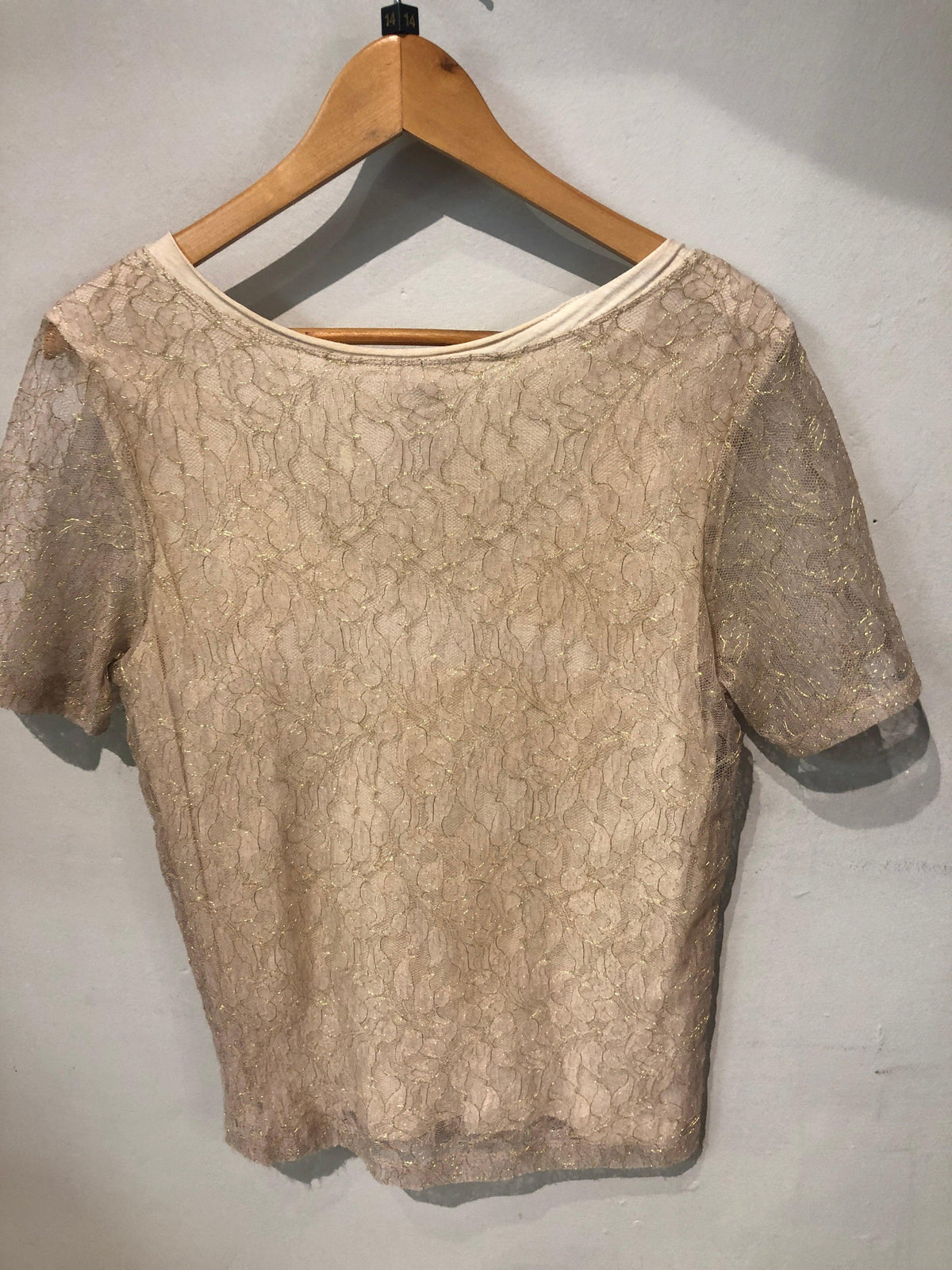 Diane Von Furstenberg Gold and Cream Lace Top (10) S - Ava & Iva
