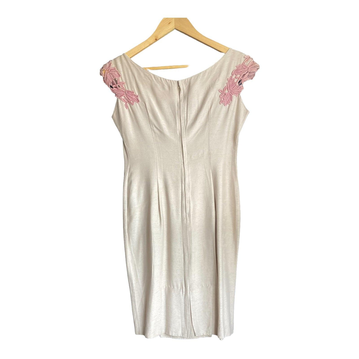Vintage Cream Shift Style Sleeveless Dress UK Size 12 - Ava & Iva