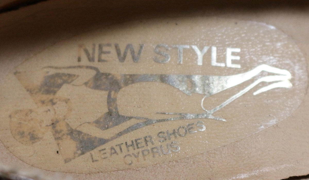 New Style Black Snake Skin Style Leather Heels EU Size 37 (UK 4) - Ava & Iva