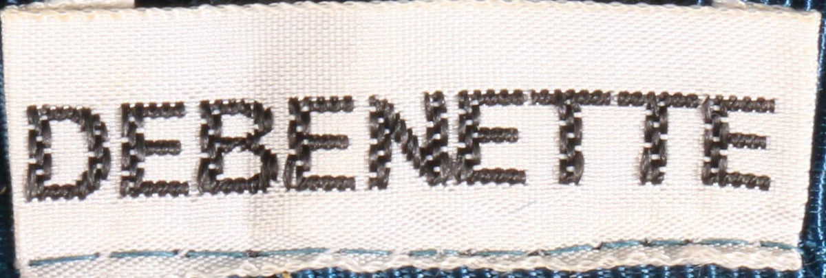 Debenette blue fux fur hat  label