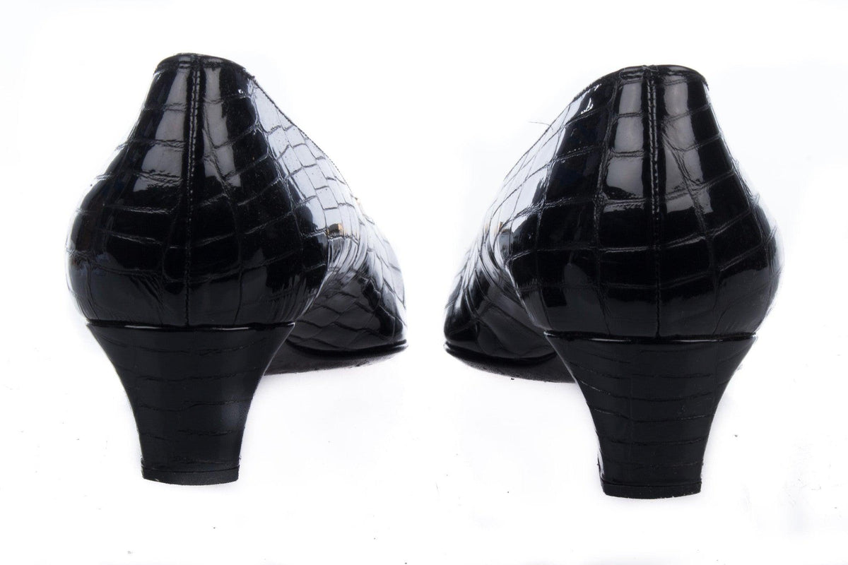 Bruno Magli black patent shoes with toe detail size 41 (UK 8) - Ava & Iva