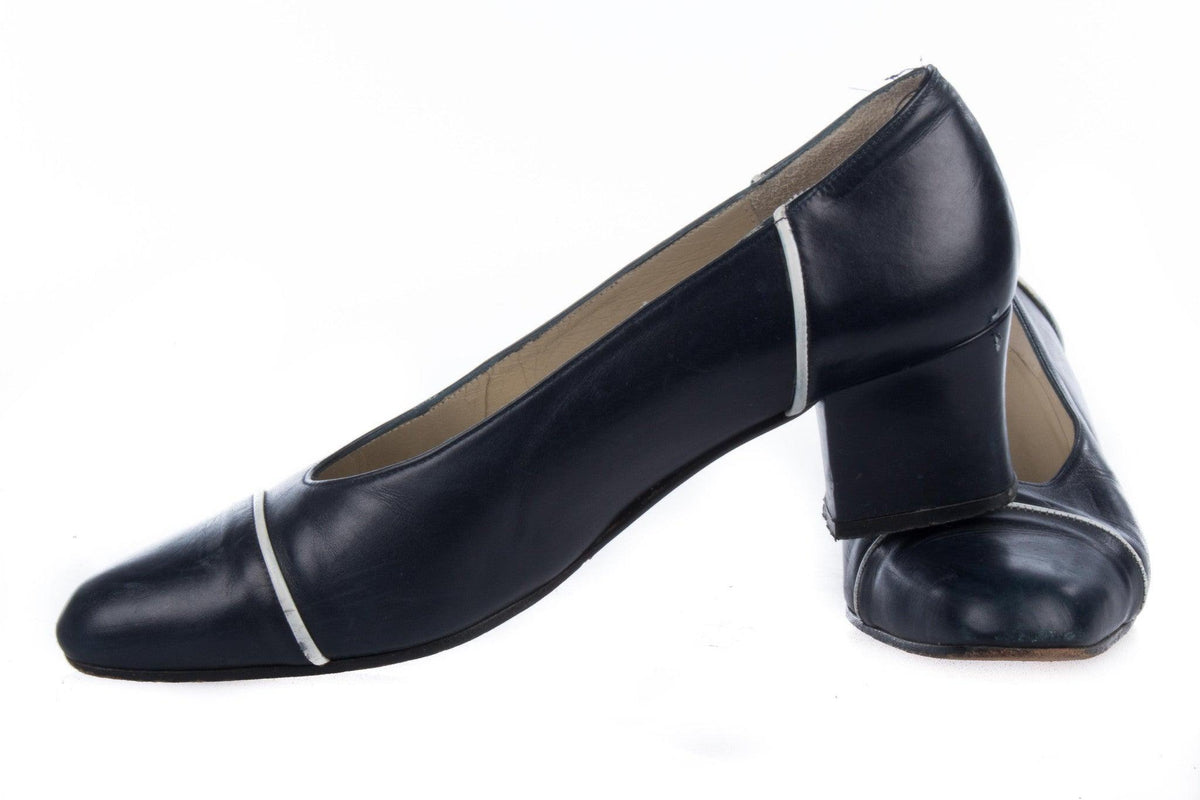 Rebeca Sanver Black Leather Shoes with White Toe Detail Size 36 (UK 3.5) - Ava & Iva