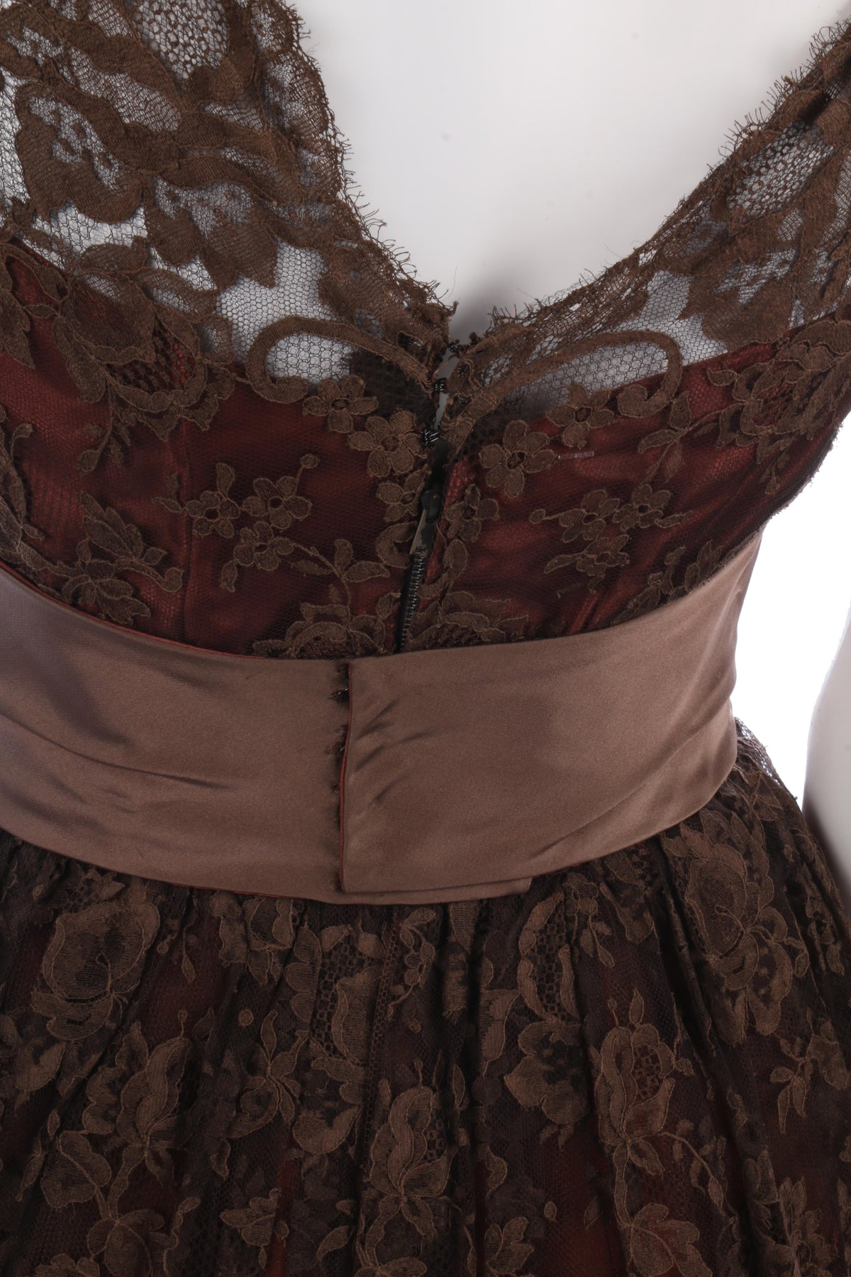 Beautiful 1950's brown lace dress size S - Ava & Iva