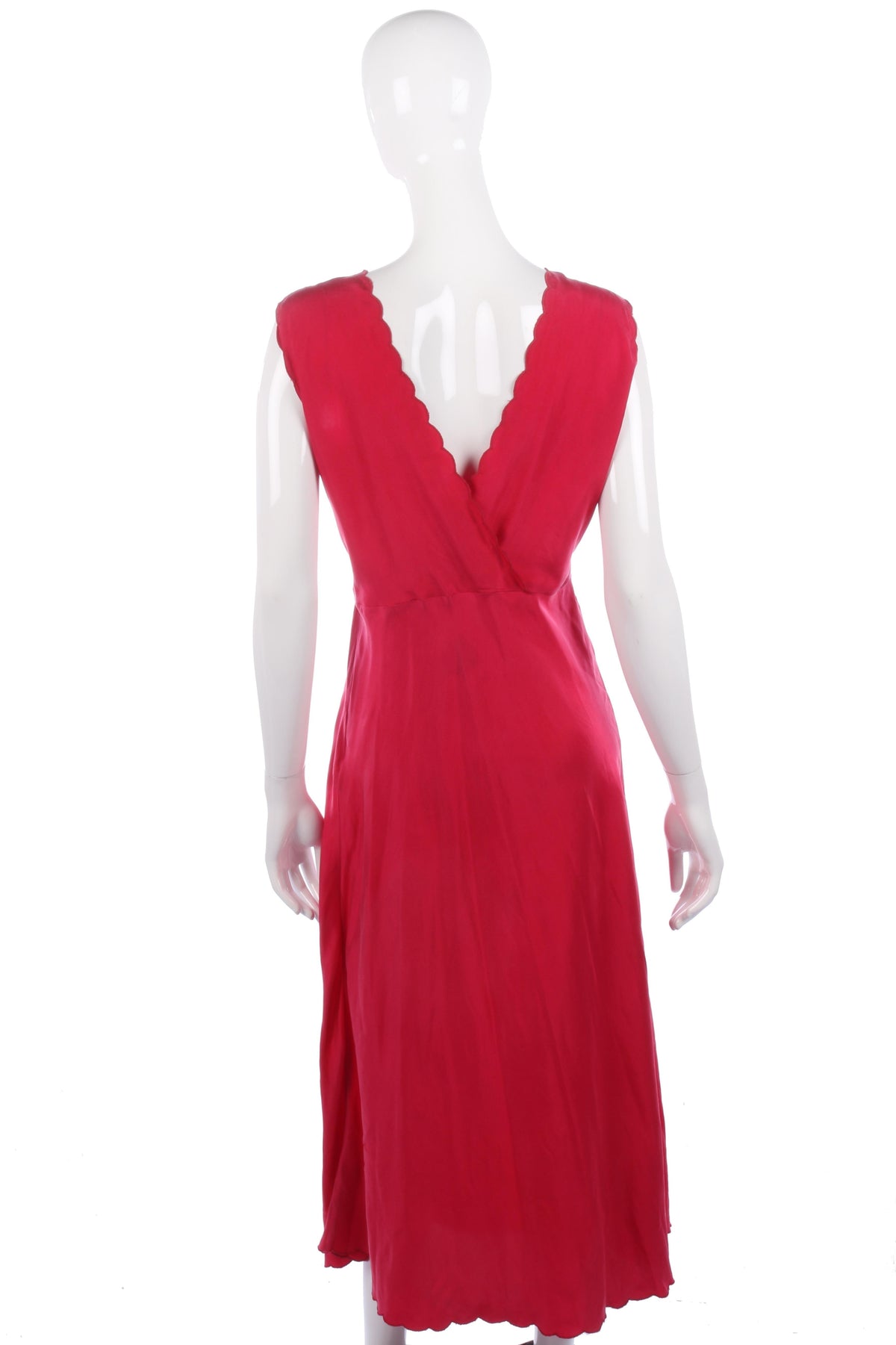 Beautiful red silk dress with scalloped neckline size 12/14 - Ava & Iva