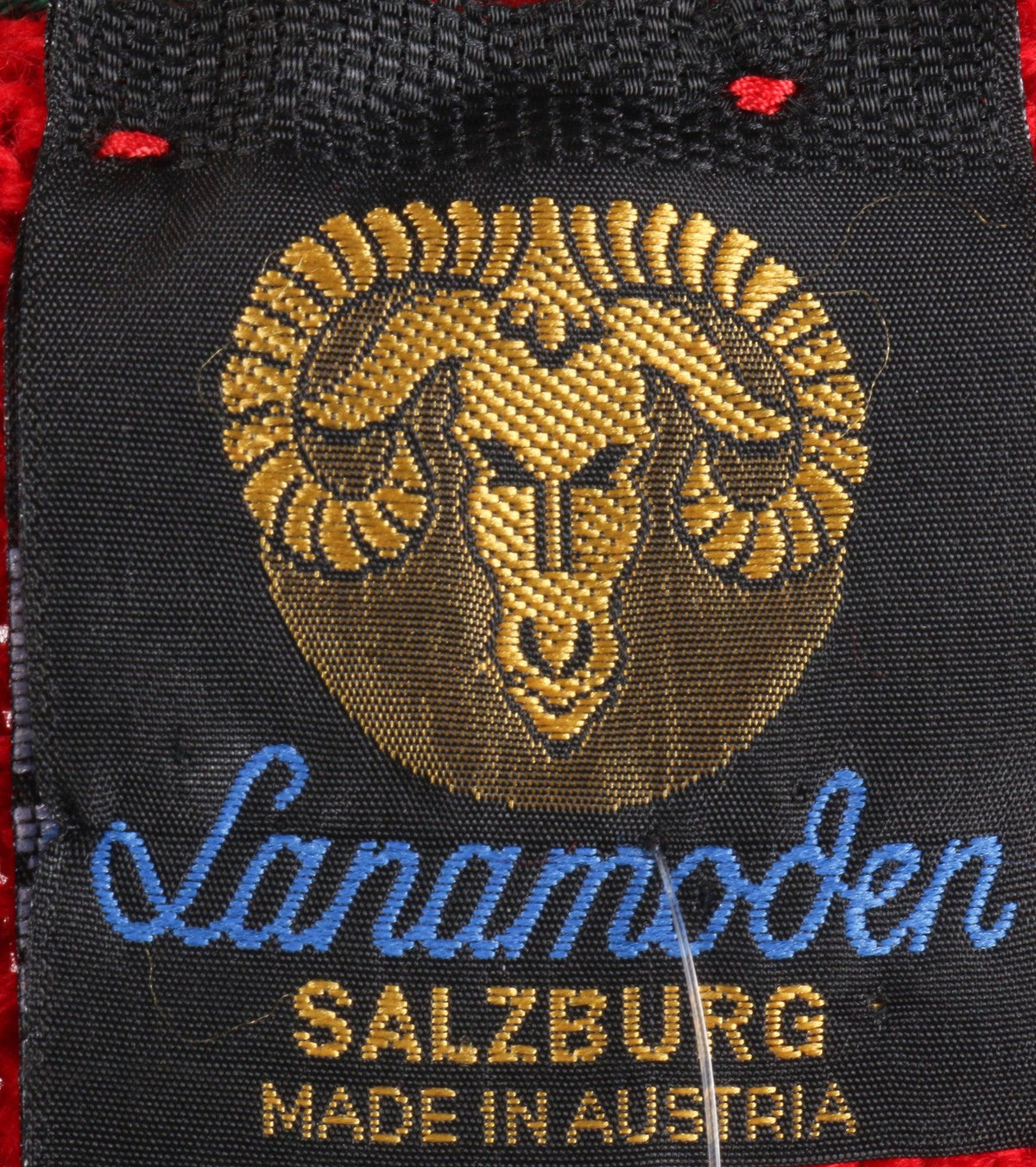Lanamoden red cardigan with embroidery size 6/8 label