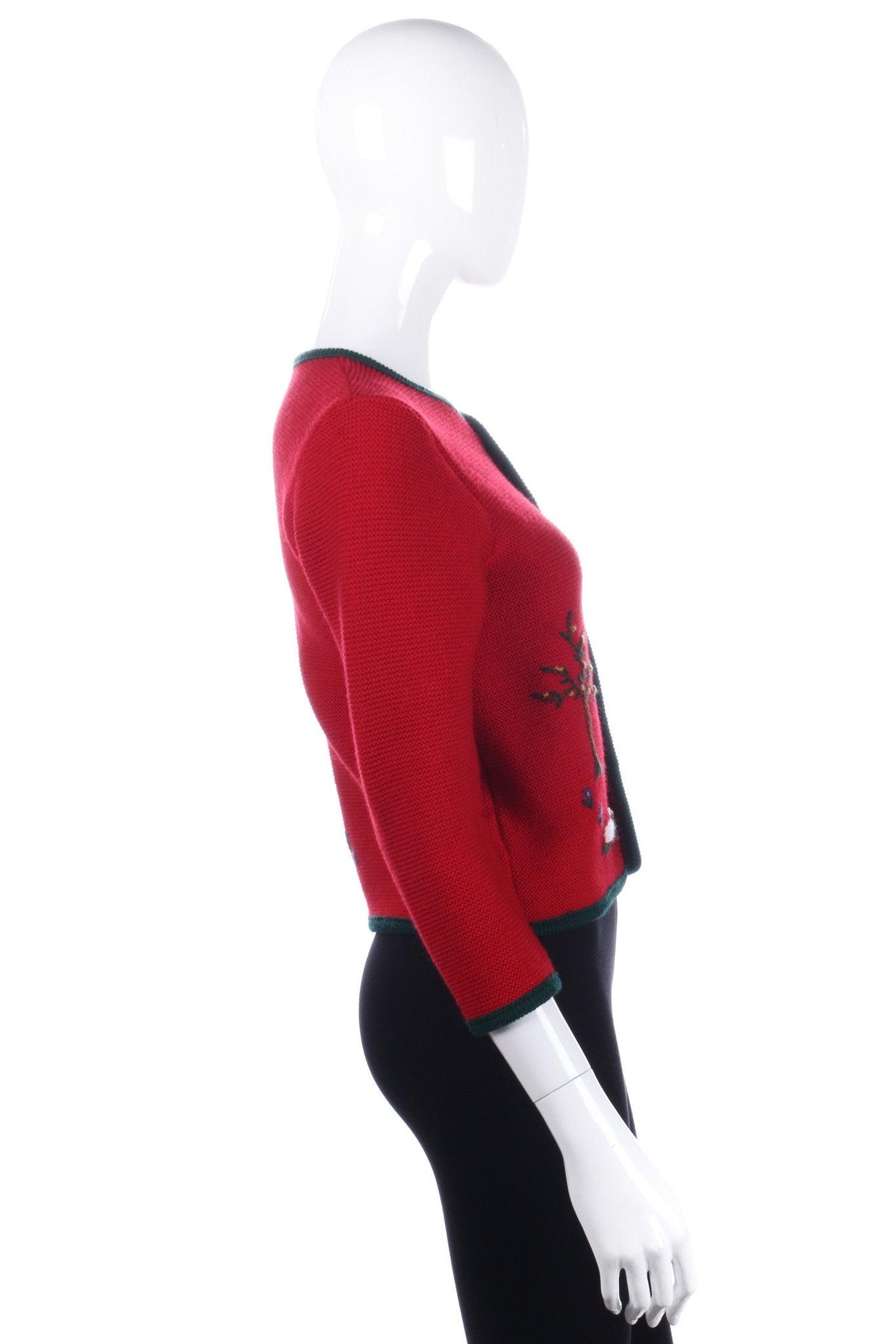 Lanamoden red cardigan with embroidery size 6/8 side