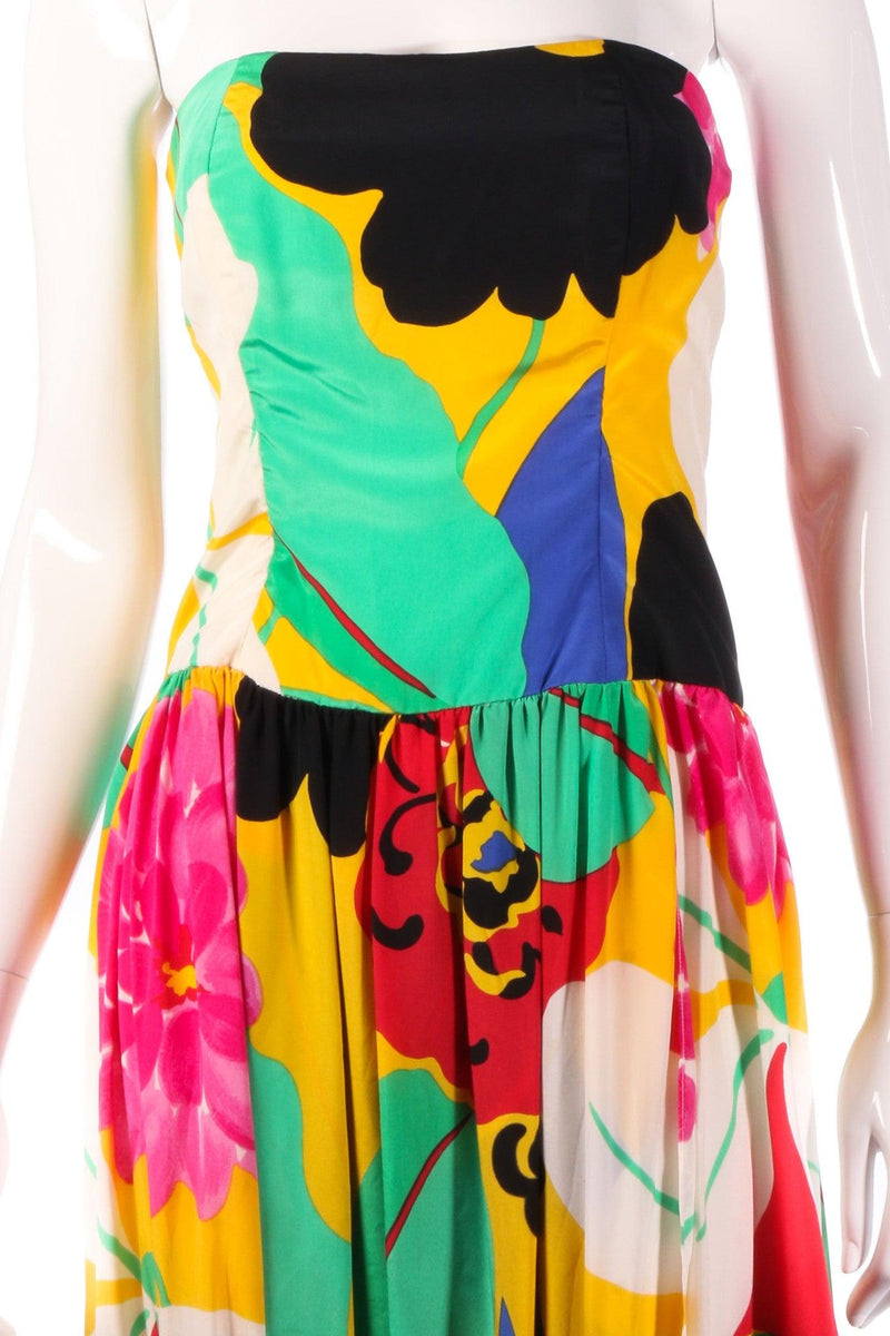 Gail Hoppen multi coloured strapless dress detail