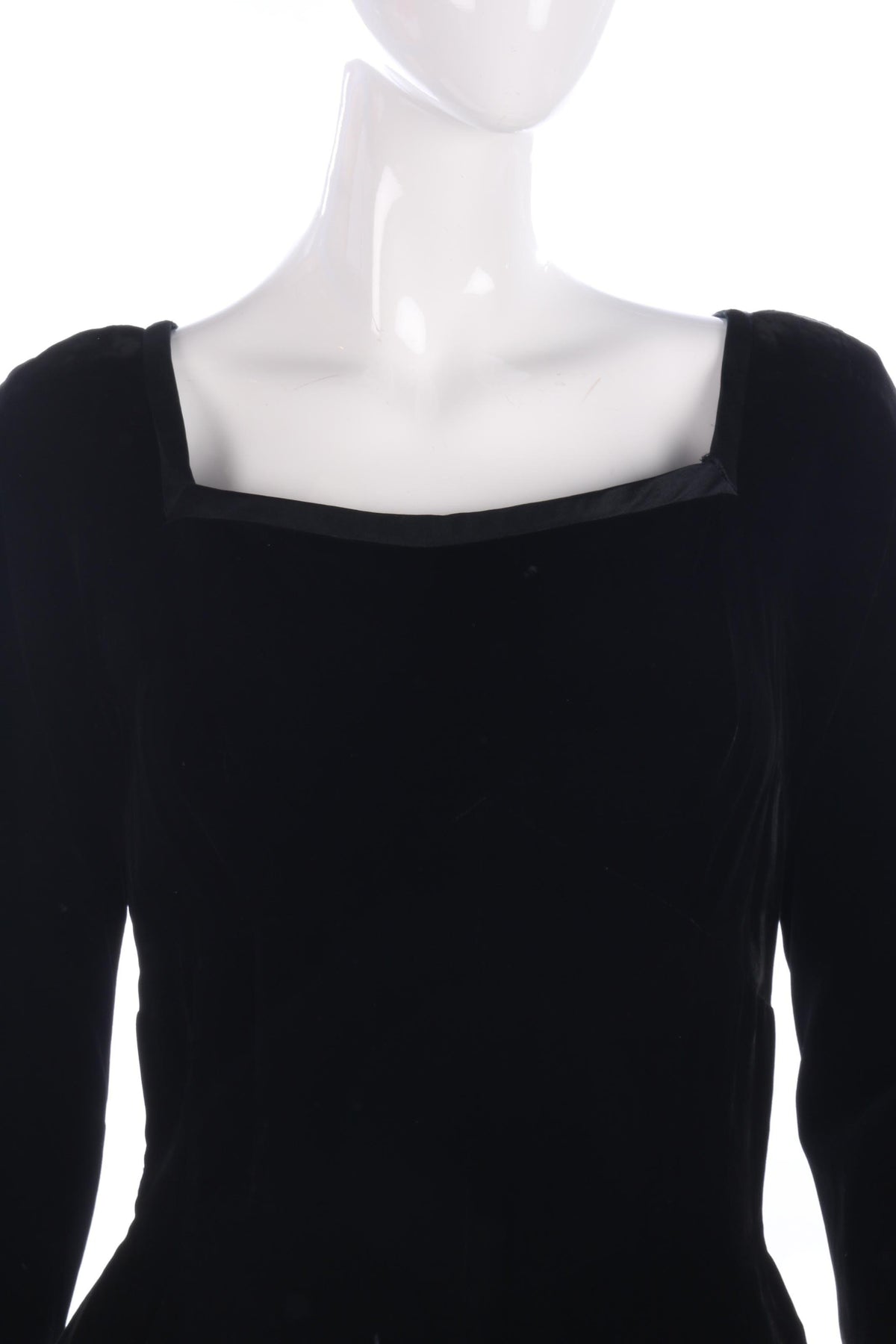 Fabulous black vintage velvet dress size 10 - Ava & Iva