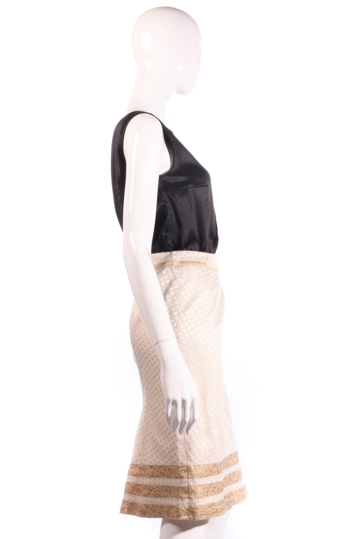 Karen Millen beige textured skirt size 14 - Ava & Iva