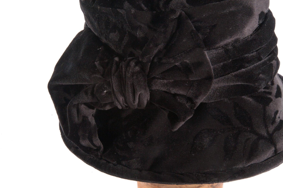 Markson black hat with floral pattern  detail