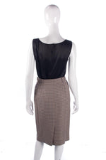 Aquascutum Knee Length Skirt Pure Wool Brown Houndstooth Check. Size 8 - Ava & Iva