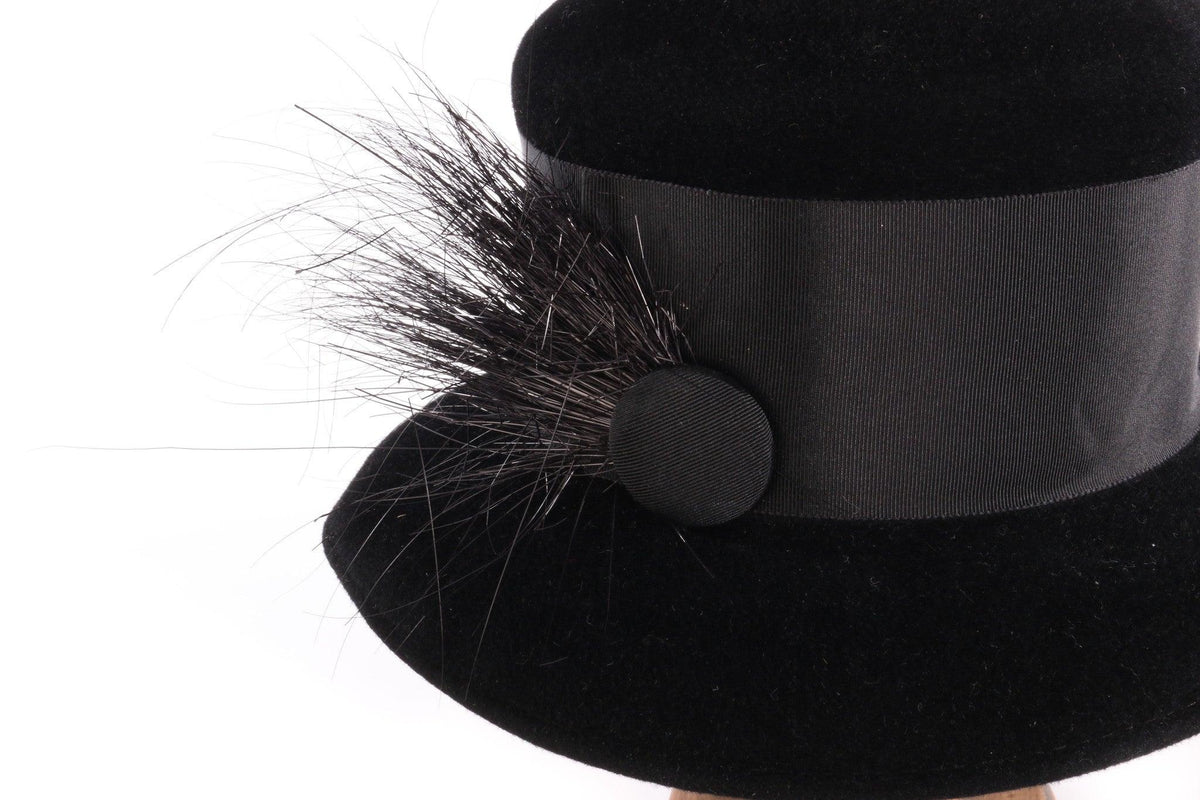 Balfour black hat with feather detail 