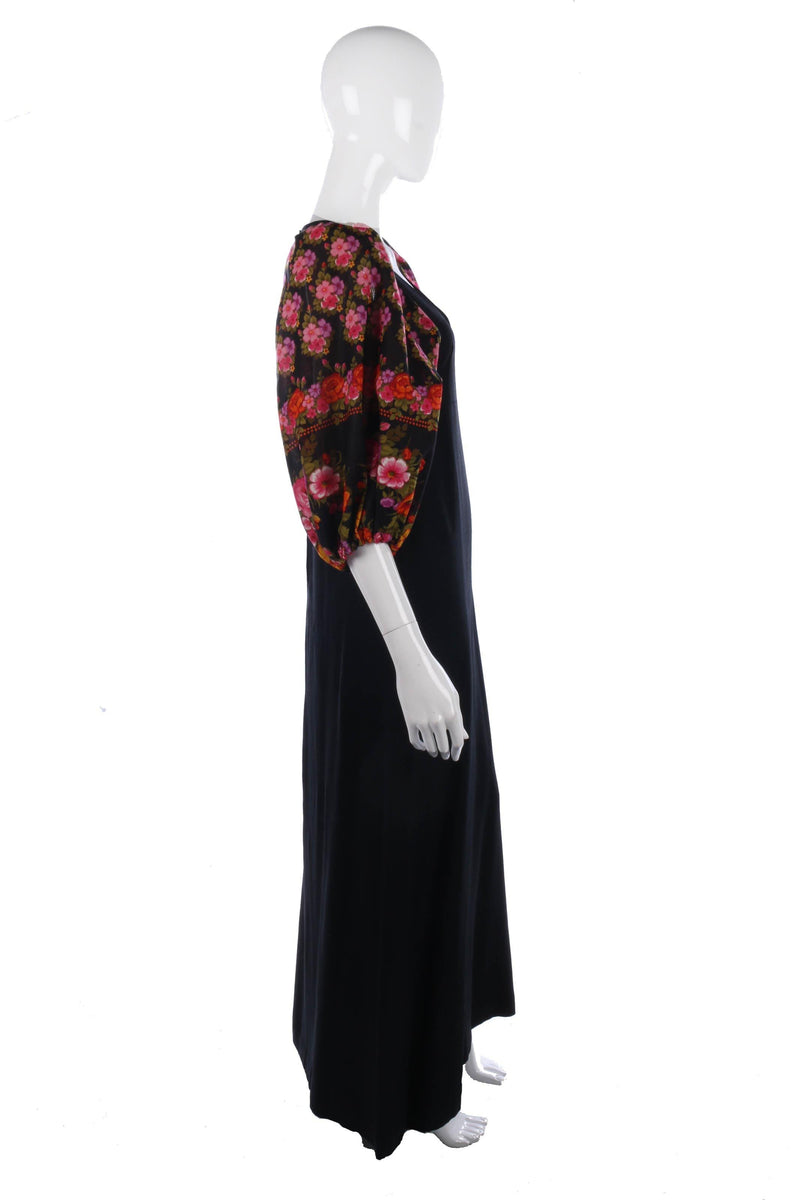 Fantastic 1970's vintage long dress with floral sleeves size S/M - Ava & Iva