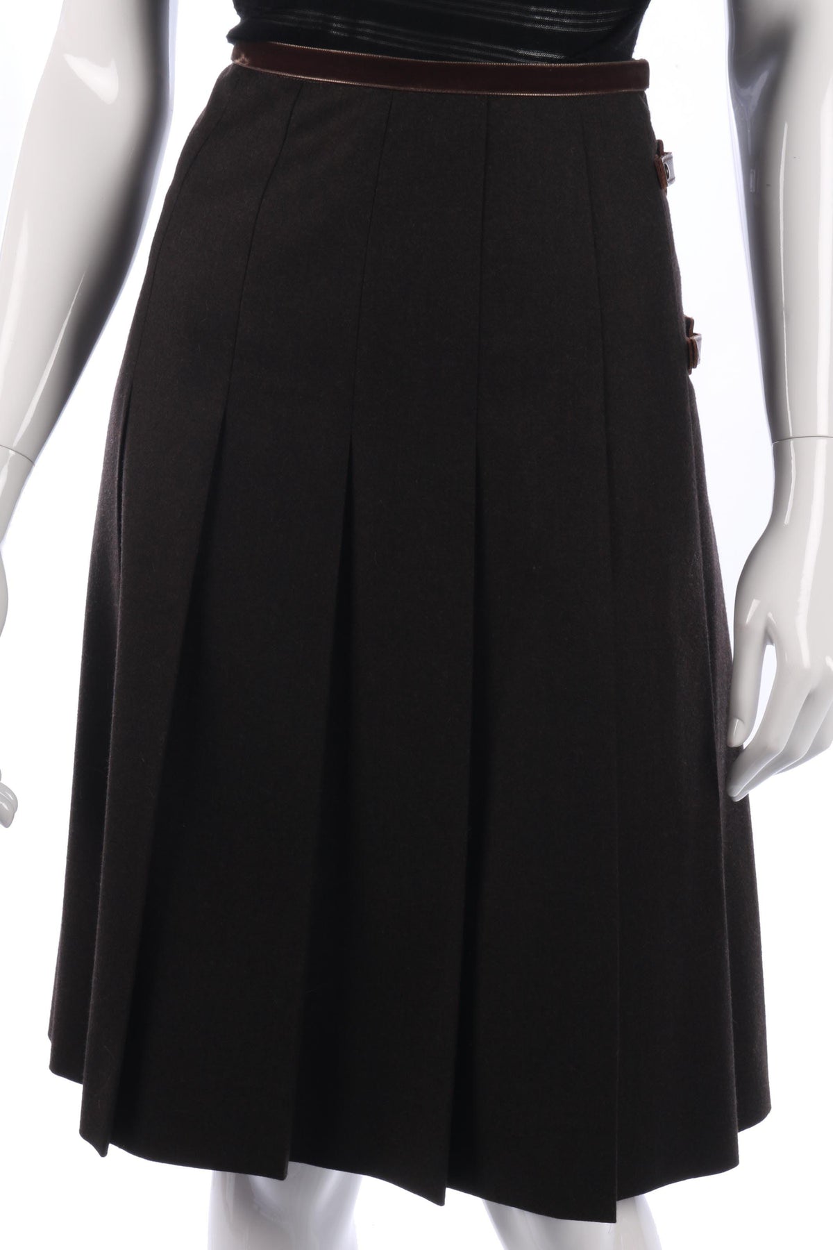 Fabulous wool and silk lined skirt size 10 - Ava & Iva