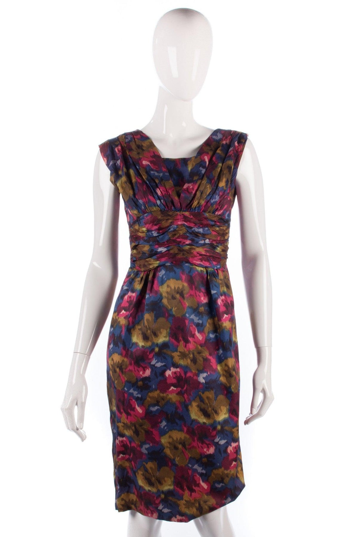 Silk vintage shift dress size 8/10 - Ava & Iva