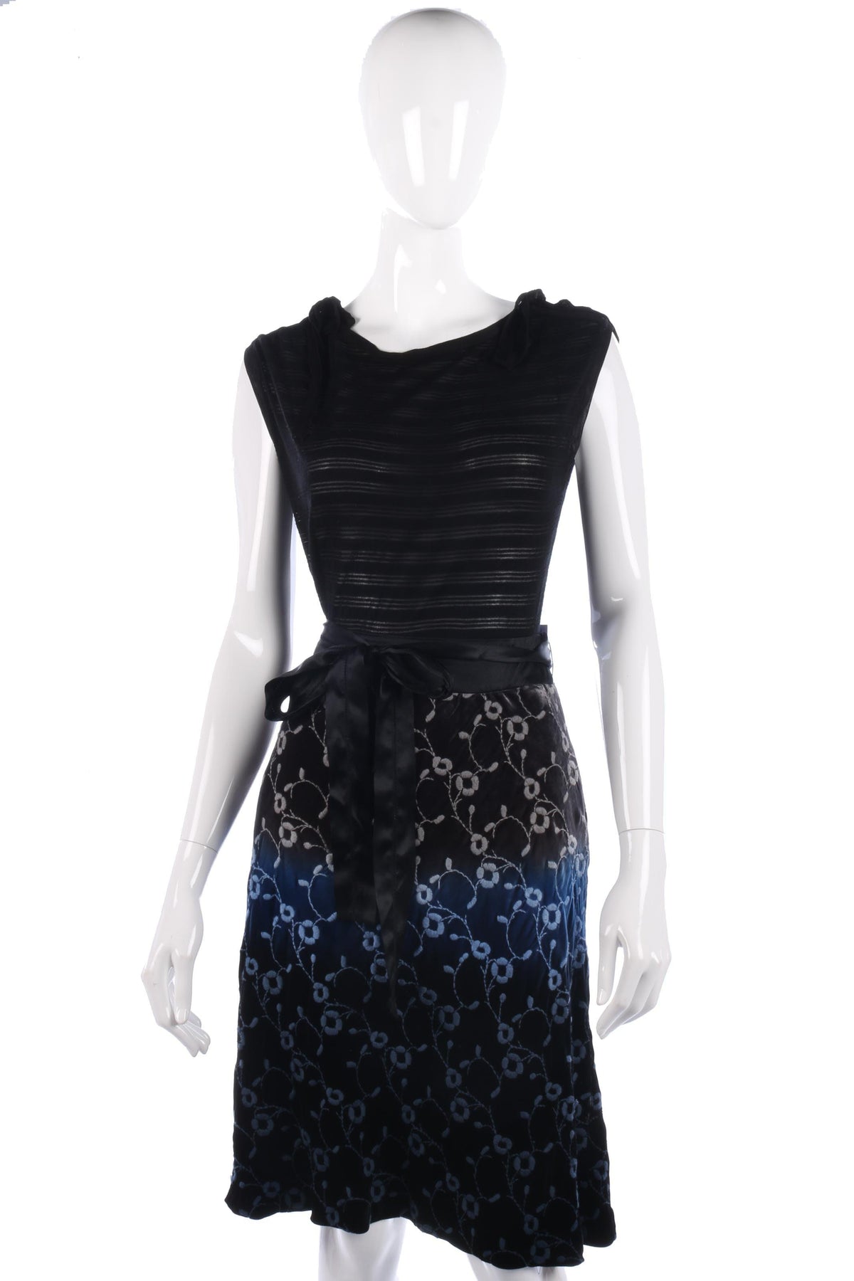 Whistles ombre embroidered skirt size 10 - Ava & Iva