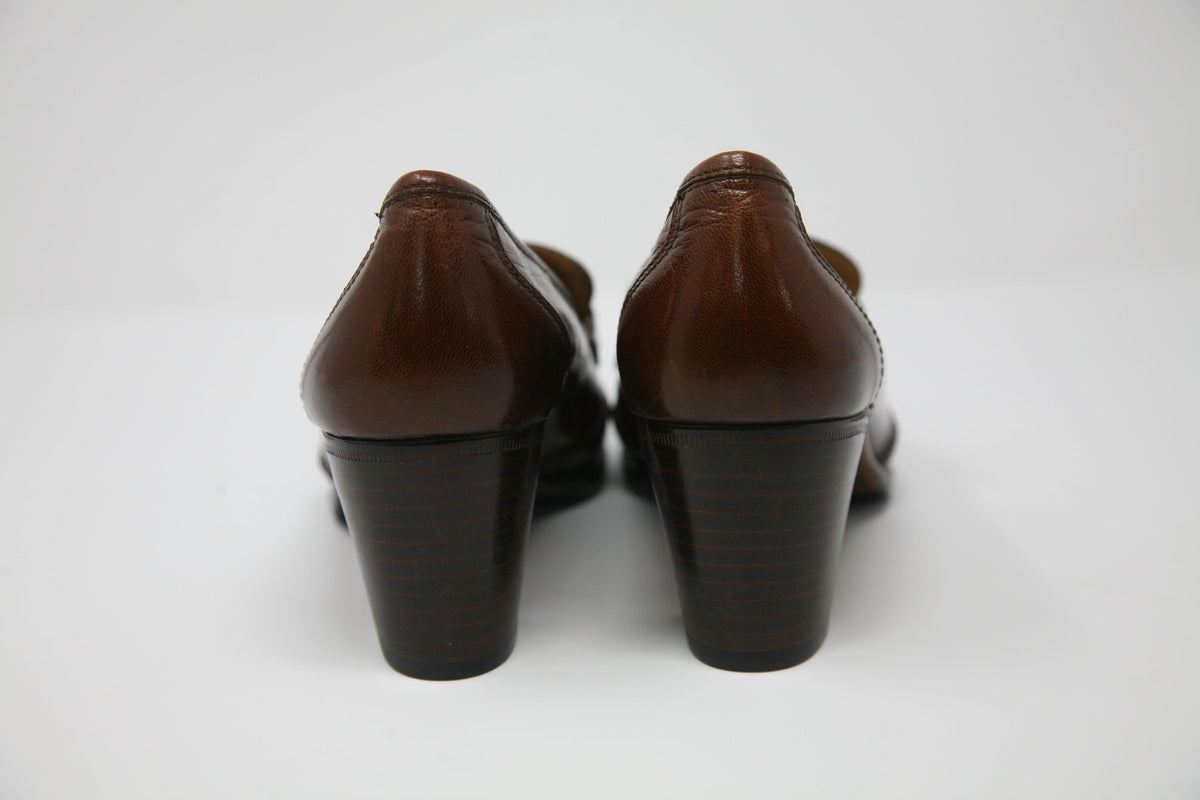 Kurt Geiger Vintage Heeled Loafers Brown with Gold Bar Size 37.5 Made In Italy - Ava & Iva