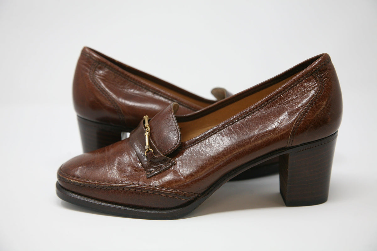 Kurt Geiger Vintage Heeled Loafers Brown with Gold Bar Size 37.5 Made In Italy - Ava & Iva
