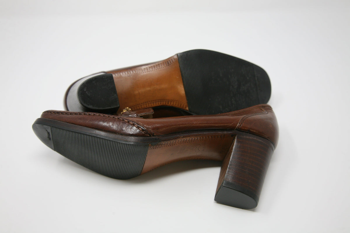 Kurt Geiger Vintage Heeled Loafers Brown with Gold Bar Size 37.5 Made In Italy - Ava & Iva