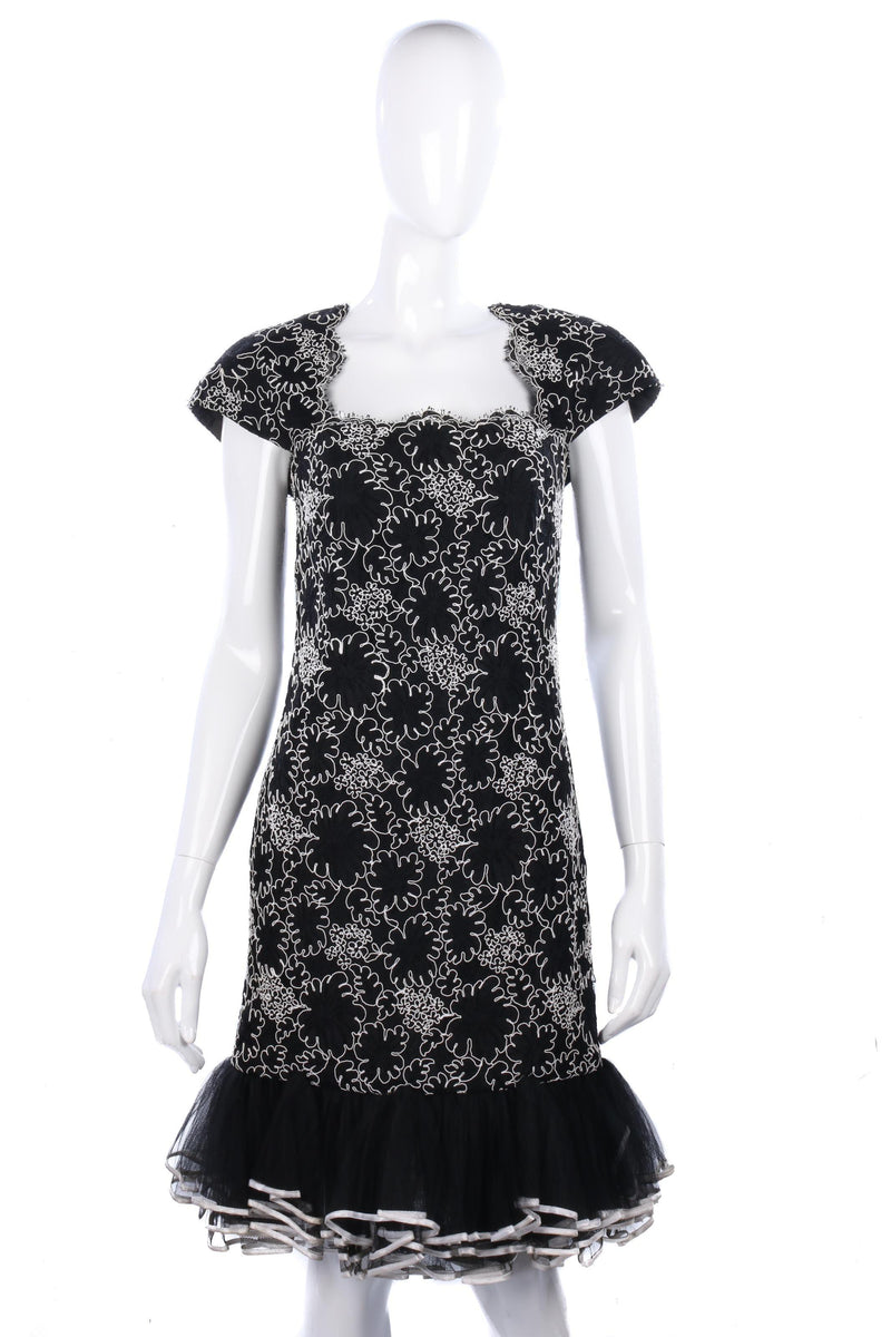 Fabulous black and white lace evening dress size S - Ava & Iva