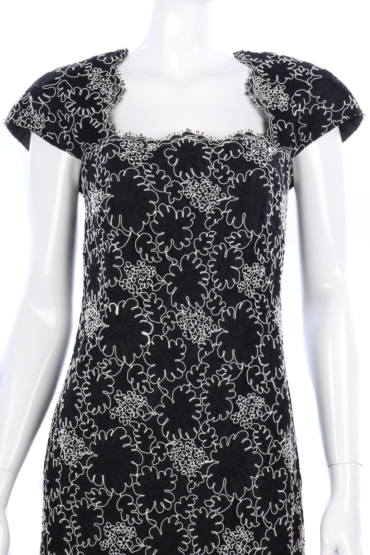 Fabulous black and white lace evening dress size S - Ava & Iva