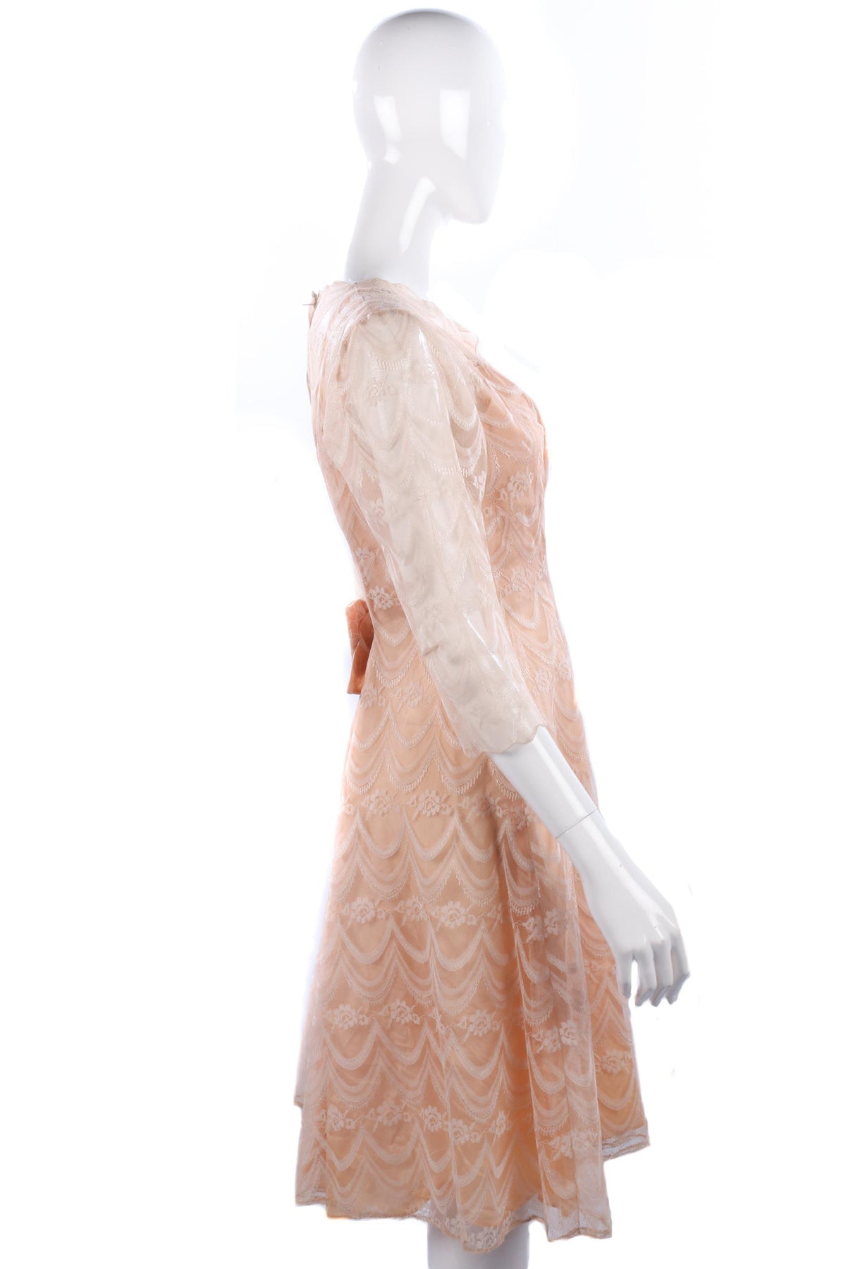 Vintage pink lace and netting dress M - Ava & Iva