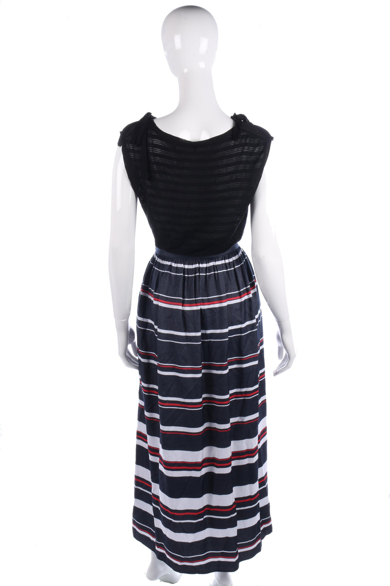 Lovely Tommy Hilfiger summer skirt size 6 - Ava & Iva