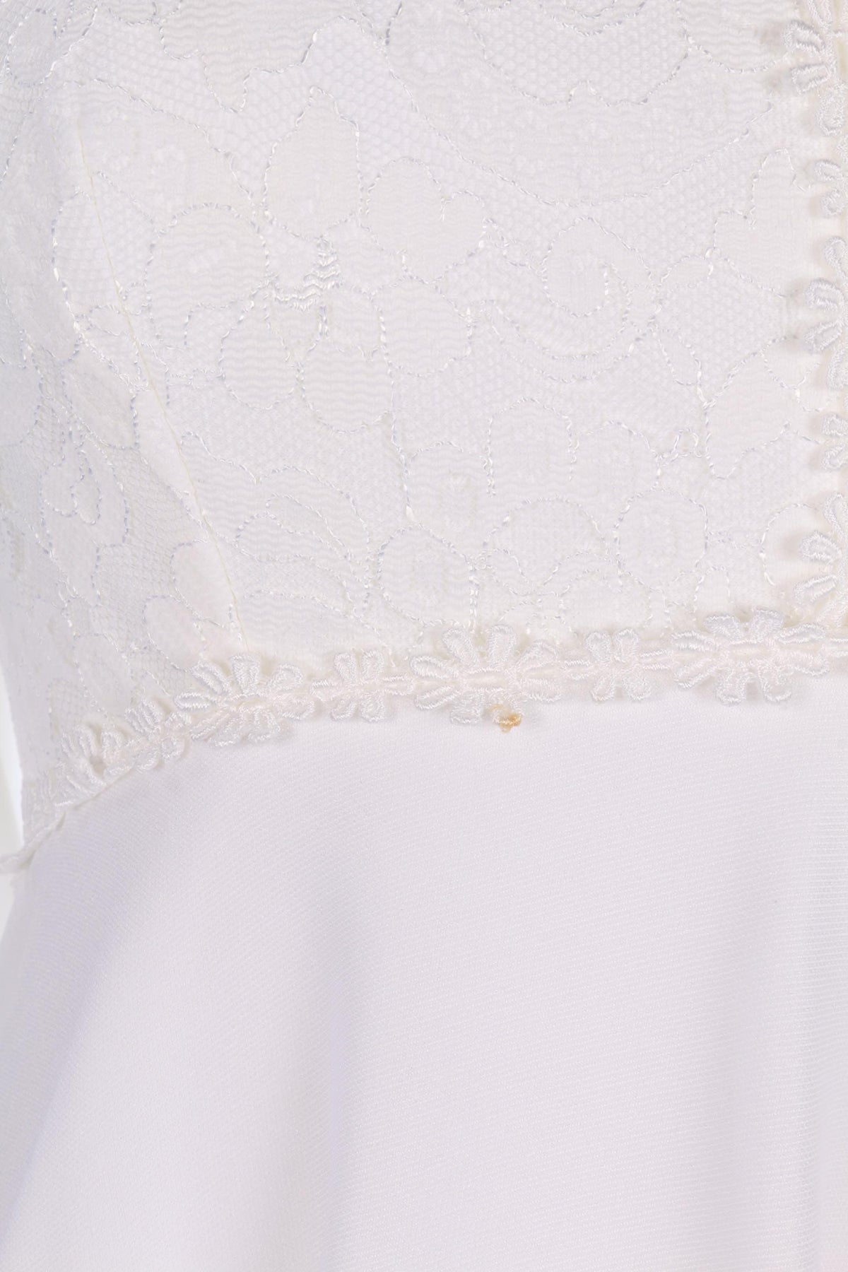 Vintage white wedding dress with flower lace and cuffed sleeves - Ava & Iva