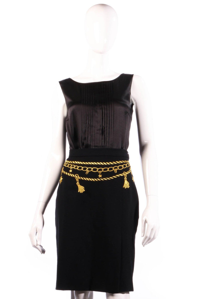 Black skirt with gold chain embroidery 
