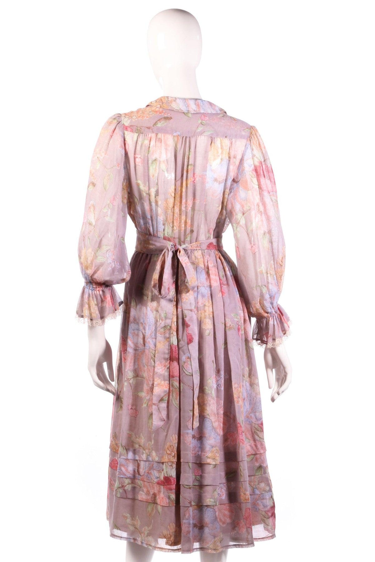 Cassis purple floral dress size 10  back