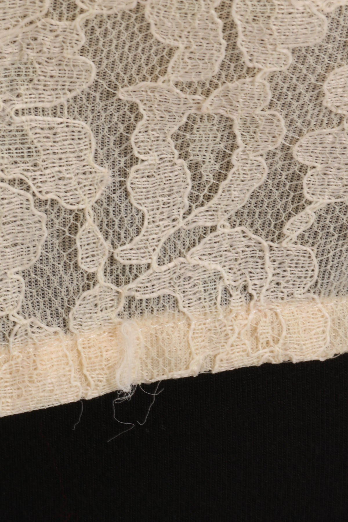Lace vintage blouse size S/M - Ava & Iva