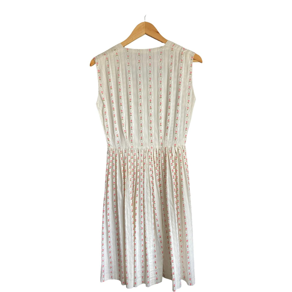 Vintage White Floral Sleeveless Dress UK Size 10 - Ava & Iva