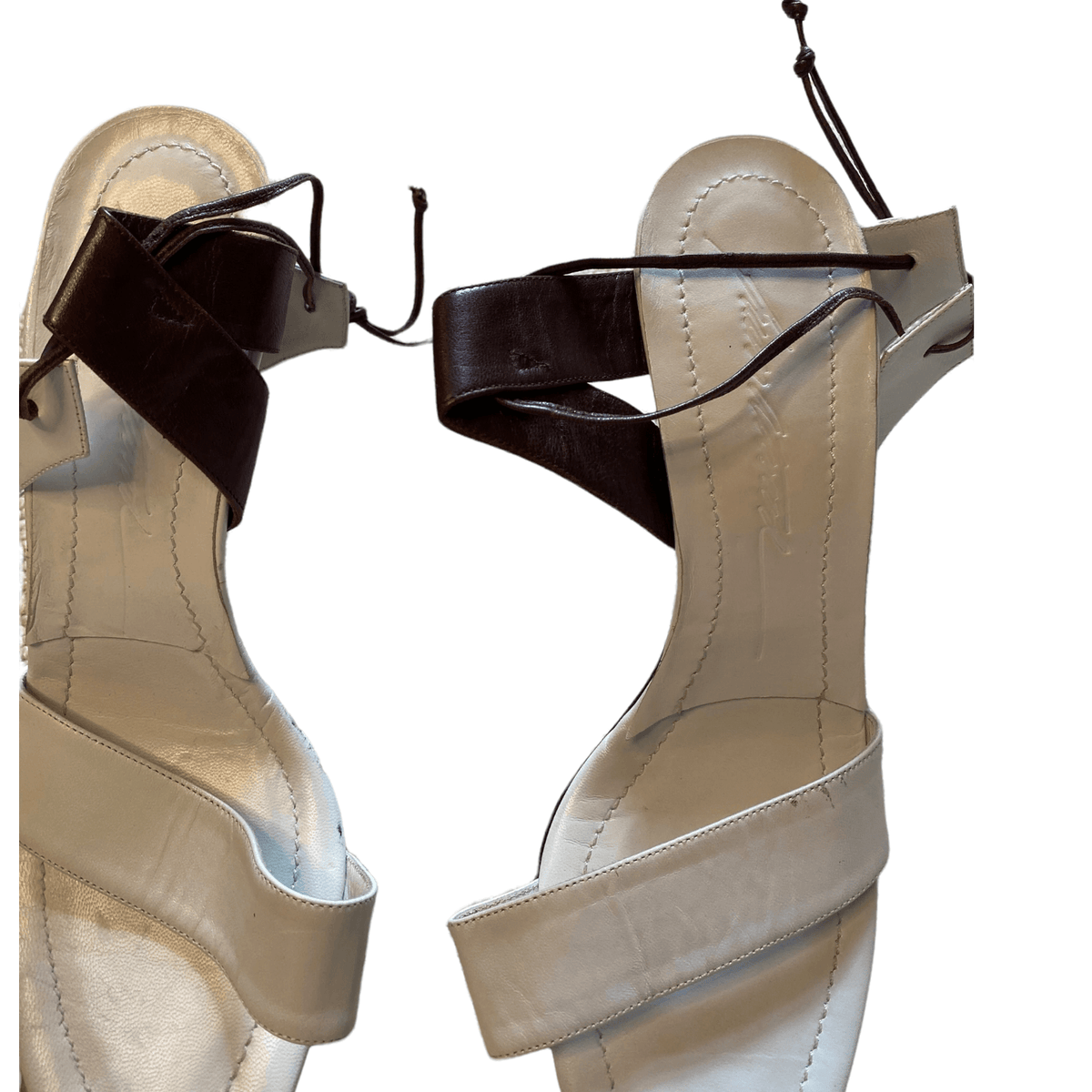 Brian Atwood Leather Kitten Heeled Sandals White UK 6 EU 39 - Ava & Iva