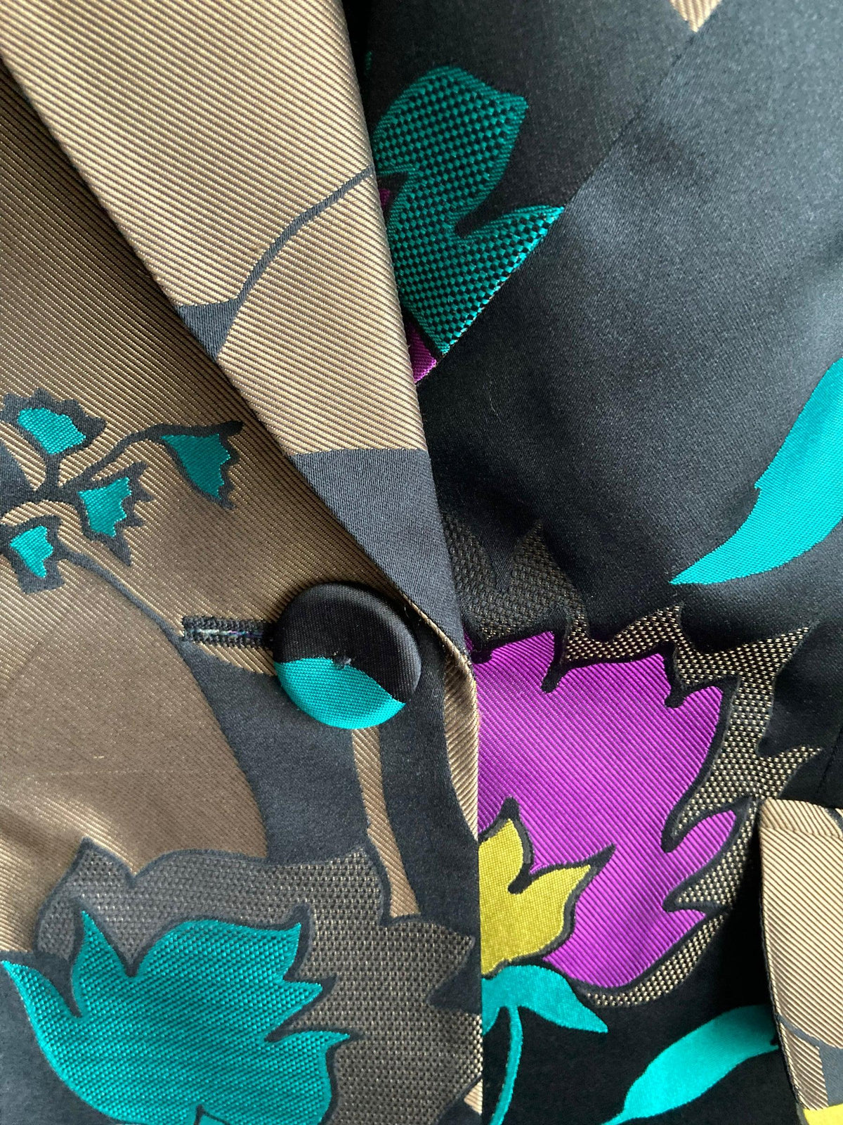 Escada Silk Multi-Coloured Long Sleeved Jacket  UK Size 6 - Ava & Iva