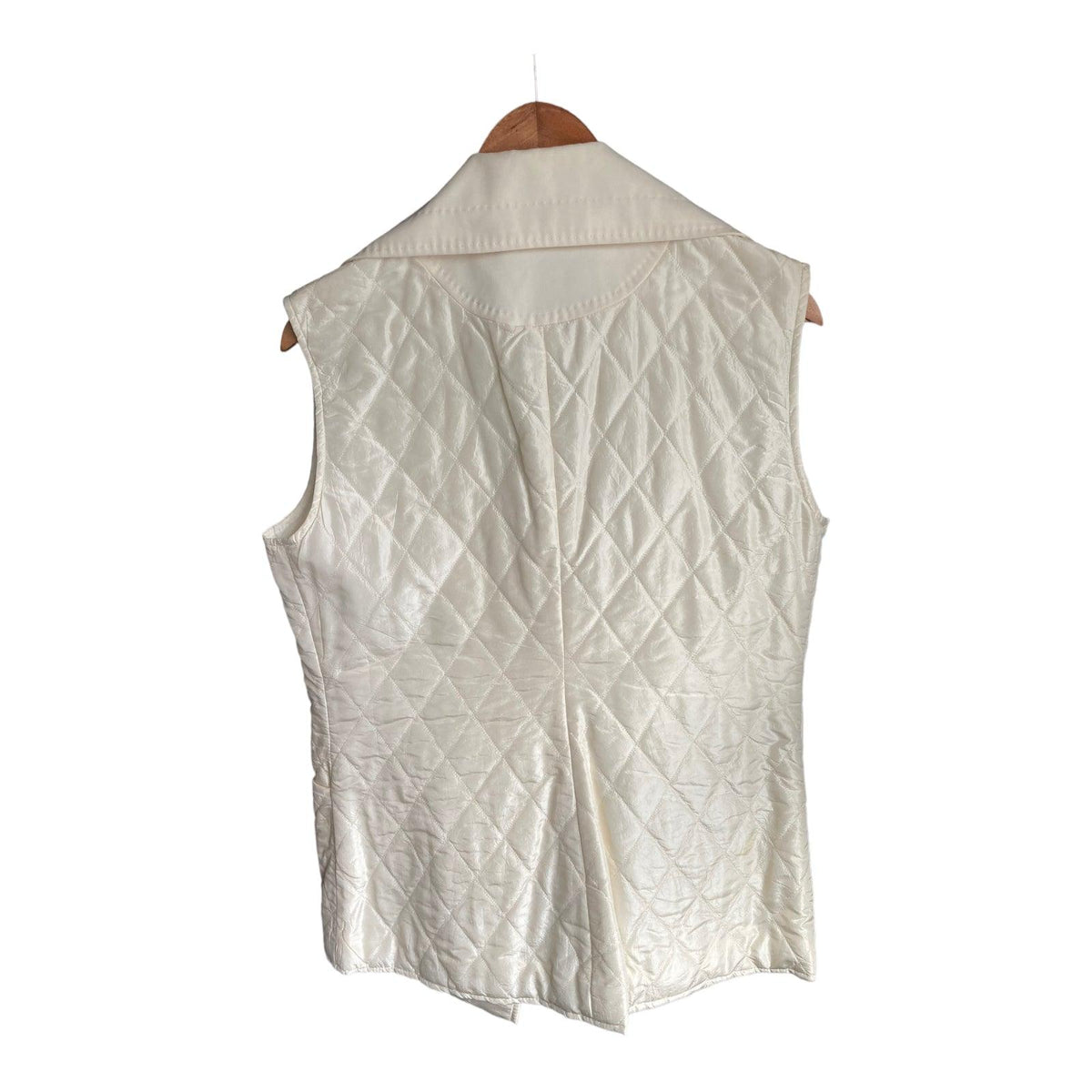 Aquascutum Silk Cream Gilet Style Jacket UK Size Medium - Ava & Iva