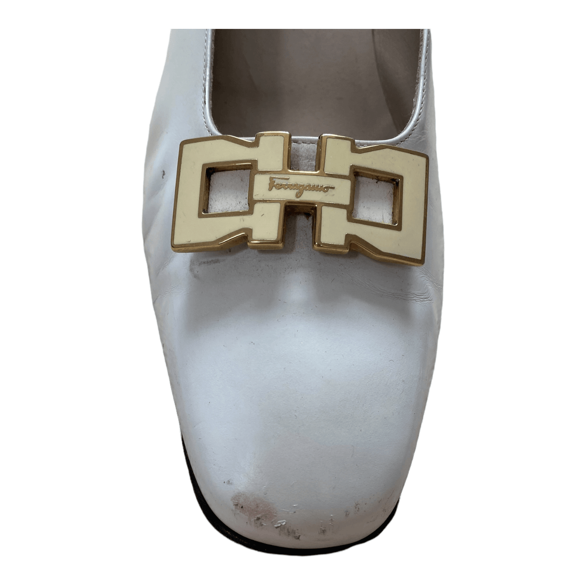 Ferragamo Leather Court Shoes White UK 7.5 EU 40 - Ava & Iva