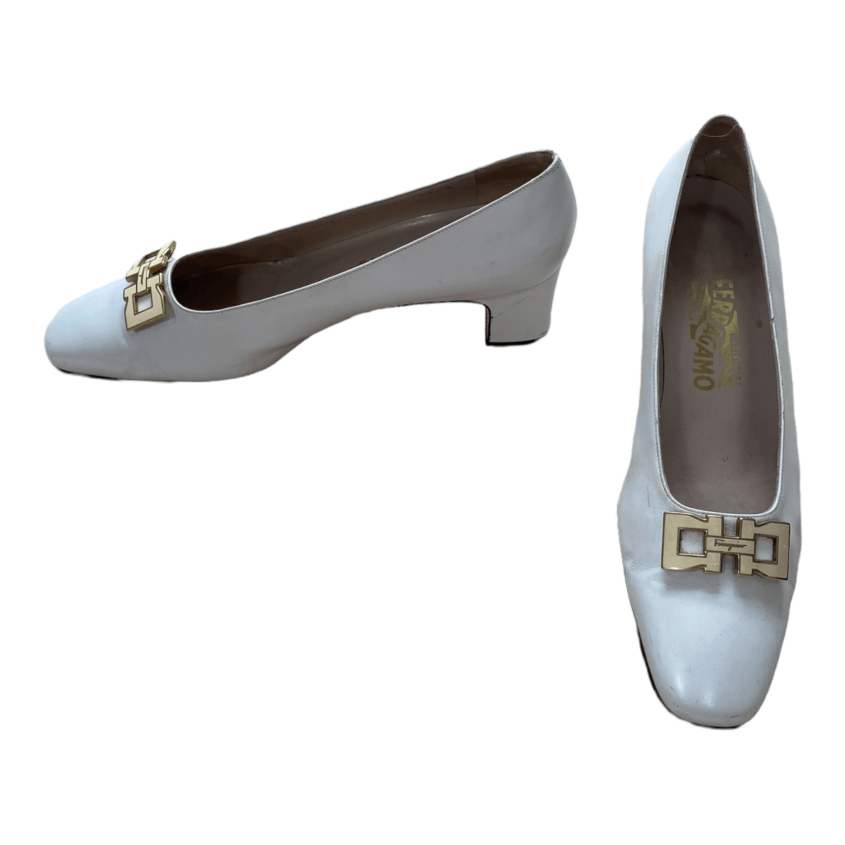 Ferragamo Leather Court Shoes White UK 7.5 EU 40 - Ava & Iva