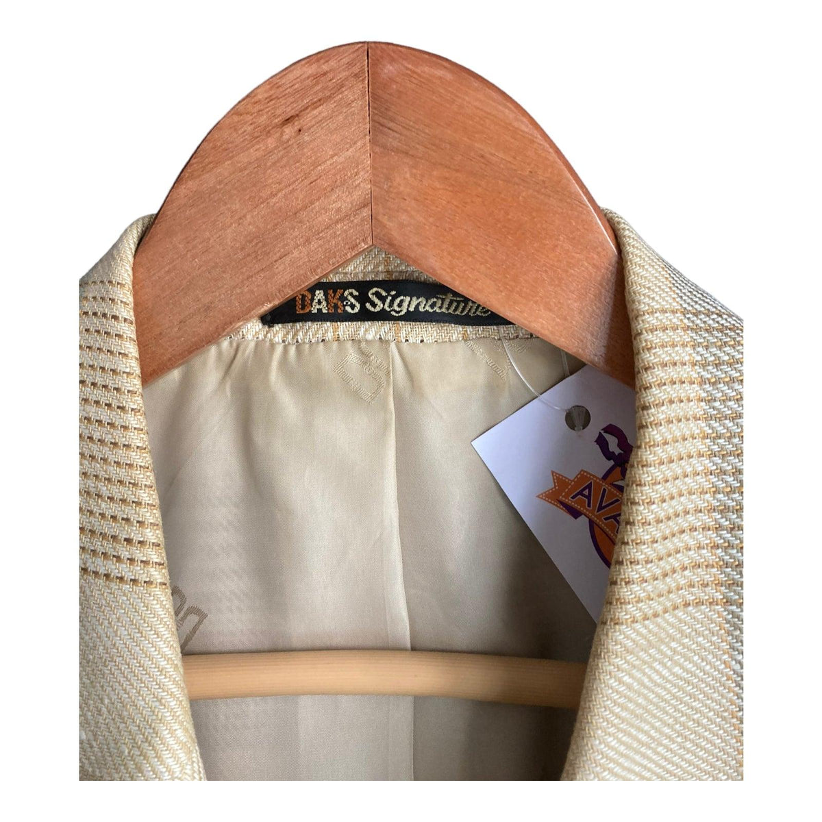 Daks Signature Cream Checked Long Sleeved Jacket UK Size 14 - Ava & Iva