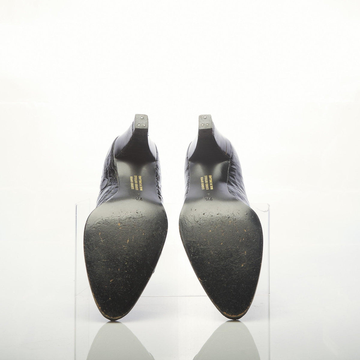 Rayne Leather Black Court Shoe UK Size 7.5. - Ava & Iva