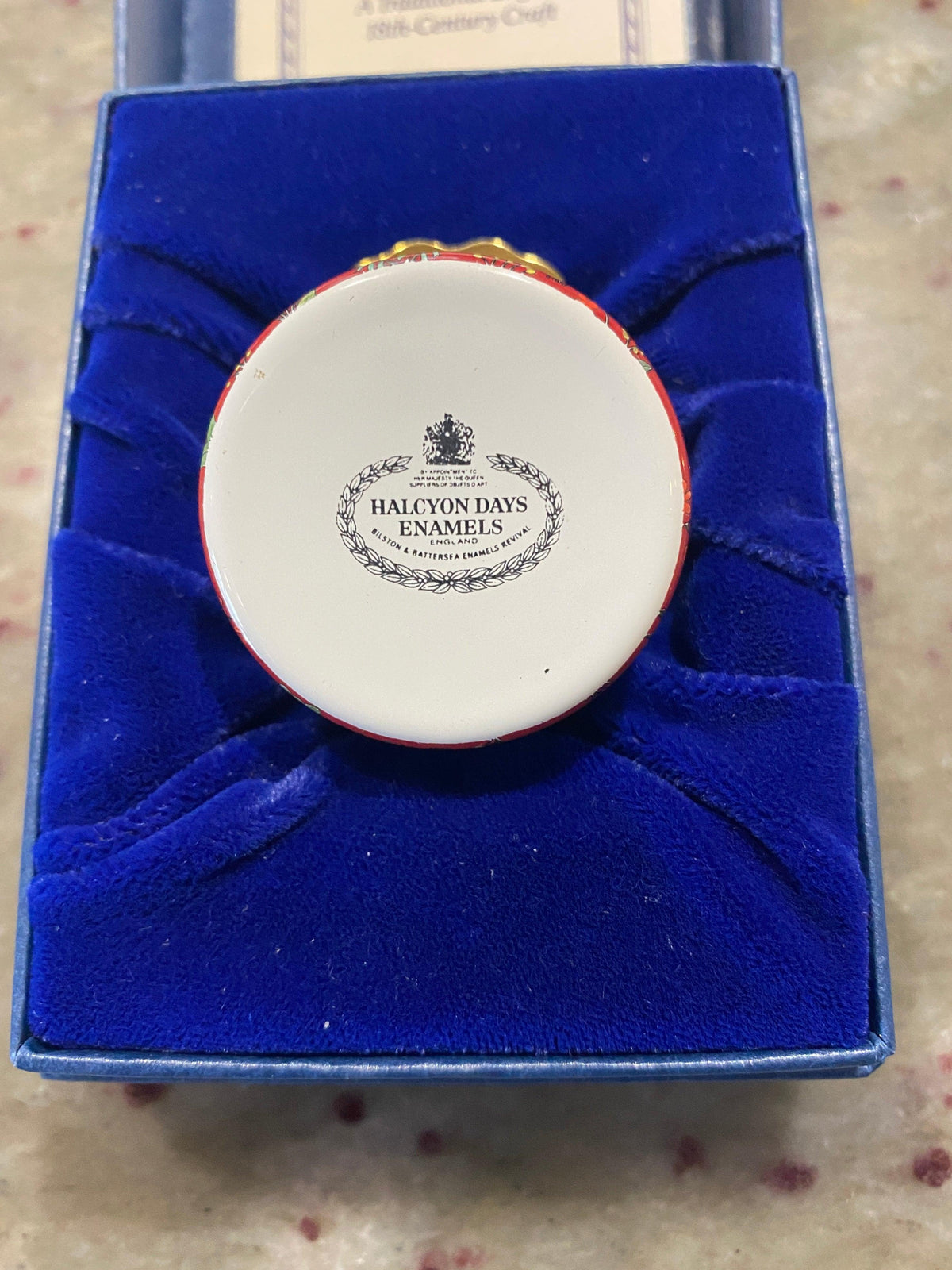 Halcyon Days Shakespeare Tempest "Now I Will Believe That There Are Unicorns" Round Enamel Box - Ava & Iva