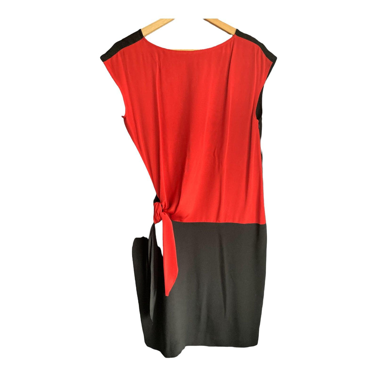 Jaeger Silk Black And Red Dropped Sleeve Dress UK Size 12 - Ava & Iva