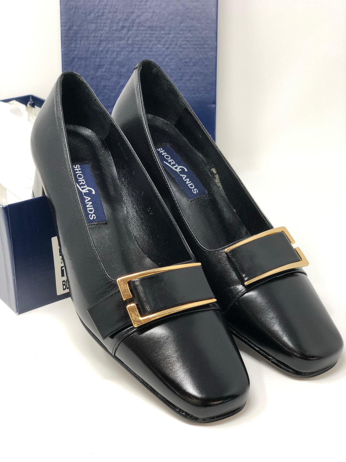 Shortlands Black Leather Low Heeled Court Shoes Size 37 (UK4) - Ava & Iva